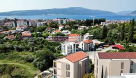 Апартаменты за 188 040 евро в Тивате, Черногория