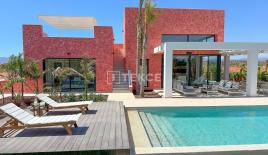 Вилла за 935 000 евро в Испании