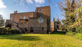 Дом за 475 000 евро в Витербо, Италия