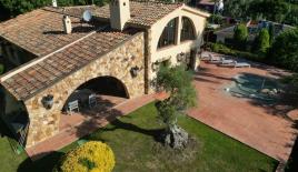 Вилла за 2 550 000 евро в Бланесе, Испания