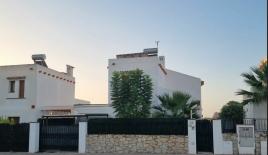 Вилла за 300 000 евро в Ориуэла Коста, Испания