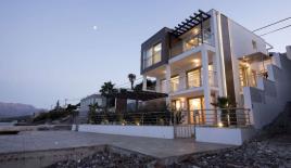 Дом за 2 200 000 евро в Крашичах, Черногория