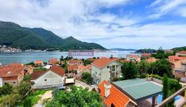 Вилла за 478 000 евро в Каменари, Черногория