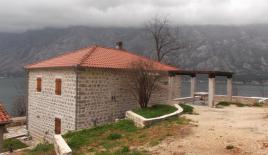 Дом за 600 000 евро в Которе, Черногория