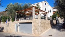 Дом за 2 400 000 евро в Петроваце, Черногория