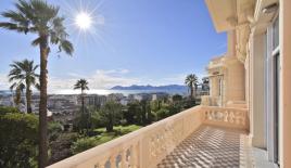 Апартаменты за 2 490 000 евро в Каннах, Франция