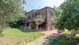 Дом за 400 000 евро в Четоне, Италия