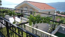 Дом за 270 000 евро в Баошичах, Черногория