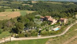 Дом за 2 300 000 евро в Читта-делла-Пьеве, Италия