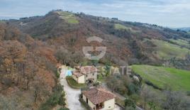 Дом за 650 000 евро в Читта-ди-Кастелло, Италия