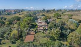 Дом за 750 000 евро в Фояно-делла-Кьяне, Италия