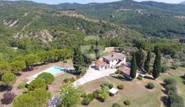 Дом за 1 150 000 евро в Корчано, Италия