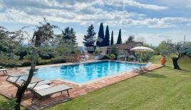 Дом за 750 000 евро в Кастильон-Фиорентино, Италия