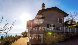 Дом за 750 000 евро в Пассиньяно-суль-Тразимено, Италия