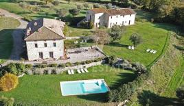 Дом в Монтегаббьоне, Италия (цена по запросу)