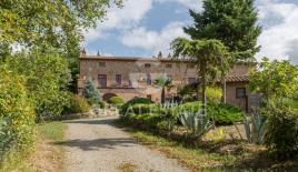 Дом за 2 200 000 евро в Читта-делла-Пьеве, Италия