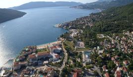 Квартира за 380 000 евро в Херцег-Нови, Черногория