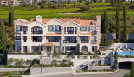 Апартаменты за 737 000 евро в Тивате, Черногория