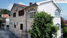 Дом за 650 000 евро в Херцег-Нови, Черногория