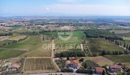 Ферма за 860 000 евро в Монтепульчано, Италия