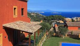 Шале за 465 000 евро в Калелья, Испания