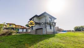 Дом за 259 000 евро в Приселци, Болгария