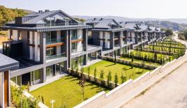 Вилла за 1 675 000 евро в Чекмекёе, Турция