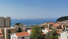 Квартира за 270 000 евро в Петроваце, Черногория