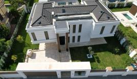 Вилла за 1 050 000 евро в Кемере, Турция