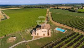 Дом за 1 450 000 евро в Кортоне, Италия