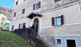 Дом за 110 000 евро у озера Комо, Италия