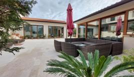 Дом за 1 300 000 евро в Водняне, Хорватия