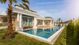 Вилла за 2 250 000 евро в Кемере, Турция