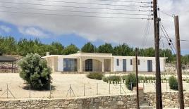 Бунгало за 450 000 евро в Полисе, Кипр