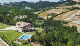 Дом за 940 000 евро в Пьетралунге, Италия