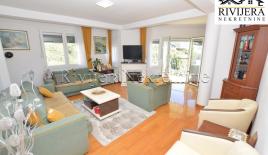 Квартира за 325 000 евро в Херцег-Нови, Черногория