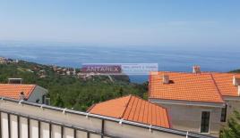 Вилла за 650 000 евро в Святом Стефане, Черногория