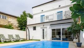 Дом за 390 000 евро в Порече, Хорватия