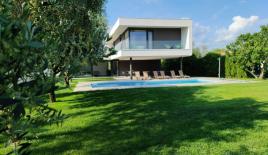 Дом за 1 699 000 евро в Перое, Хорватия