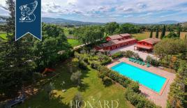 Ферма за 1 500 000 евро в Сполето, Италия