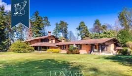 Вилла за 1 680 000 евро в Новаре, Италия