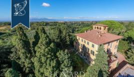 Вилла в Пизе, Италия (цена по запросу)