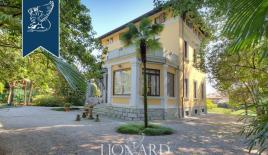 Вилла за 1 180 000 евро в Лезе, Италия