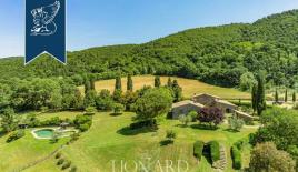 Ферма за 6 200 000 евро в Сартеано, Италия