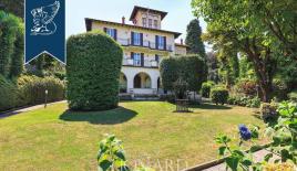 Вилла за 2 600 000 евро в Стрезе, Италия