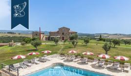 Ферма в Монтекатини-Валь-ди-Чечина, Италия (цена по запросу)