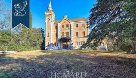 Замок в Форли-Чезене, Италия (цена по запросу)