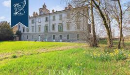 Вилла за 1 550 000 евро в Павии, Италия