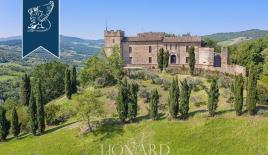 Замок за 4 200 000 евро в Пьяченце, Италия