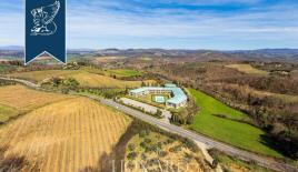 Отель, гостиница во Флоренции, Италия (цена по запросу)